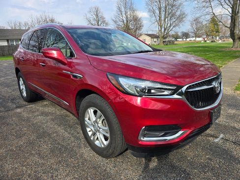 Used 2019 Buick Enclave Essence image 1