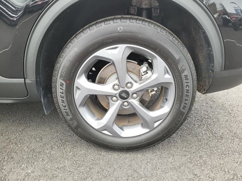 Used 2025 Ford Escape ST-Line image 9