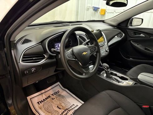 Used 2023 Chevrolet Malibu LT FWD image 28
