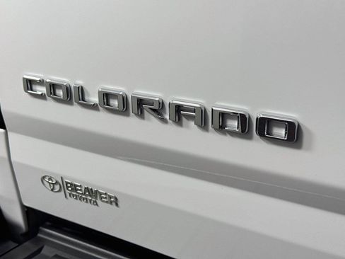 Used 2021 Chevrolet Colorado Z71 w/ Safety Package RWD image 14