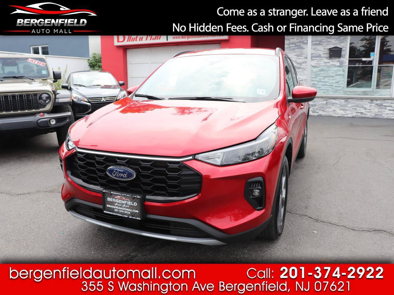 Used 2025 Ford Escape ST-Line Select AWD/4WD image 1