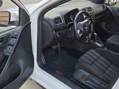 Used 2013 Volkswagen GTI Autobahn image 9