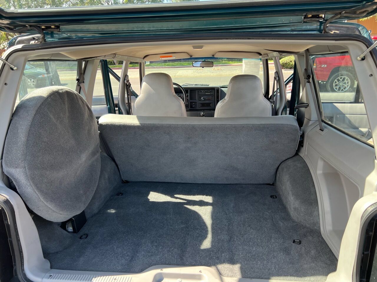 Used 1996 Jeep Cherokee 4WD 4-Door image 35