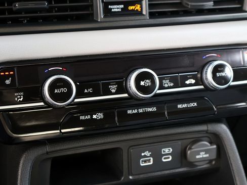 Used 2023 Honda Pilot EX-L image 22