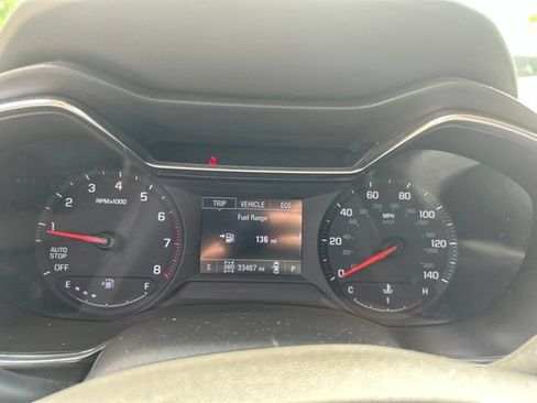 Used 2022 Chevrolet TrailBlazer LT AWD/4WD image 12