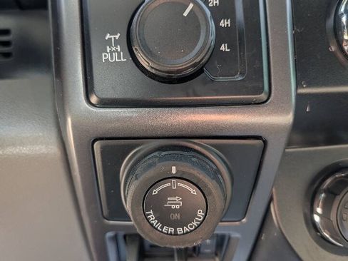 Used 2019 Ford F150 XLT w/ Equipment Group 302A Luxury AWD/4WD image 25