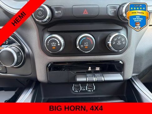 Used 2022 RAM 1500 Big Horn AWD/4WD image 23