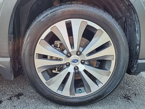 Used 2019 Subaru Ascent Touring w/ Popular Package #3 AWD/4WD image 27