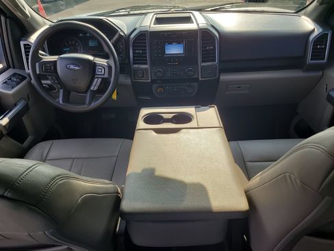 Used 2018 Ford F150 XLT AWD/4WD image 11
