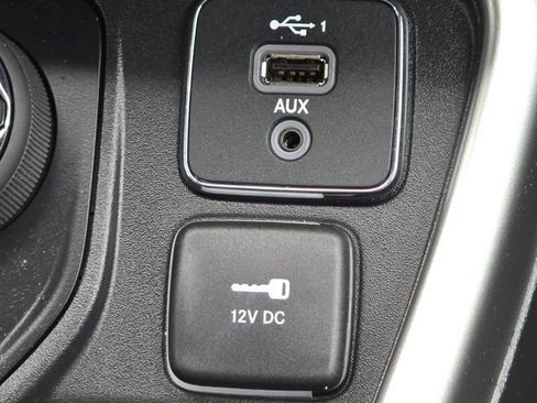 Used 2021 Jeep Compass 80th Special Edition image 12