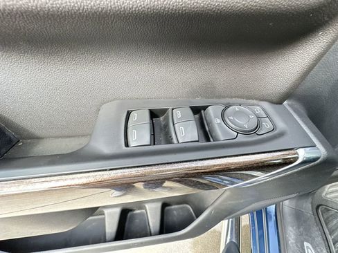 Used 2019 Chevrolet Silverado 1500 LT w/ All-Star Edition AWD/4WD image 22