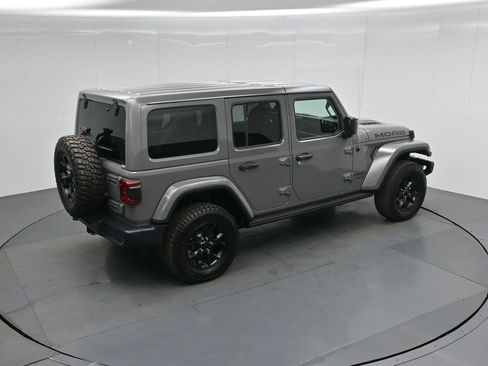 Used 2019 Jeep Wrangler Unlimited Sahara w/ Quick Order Package 24M Moab AWD/4WD image 37