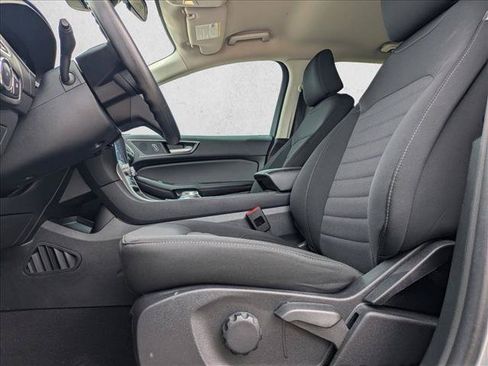 Used 2024 Ford Edge SE w/ Black Appearance Package AWD/4WD image 15