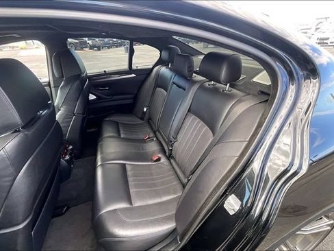 Used 2014 BMW M5 RWD image 28