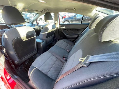 Used 2018 Kia Forte S FWD image 24