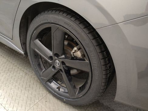 Used 2024 Nissan Sentra SR FWD image 31