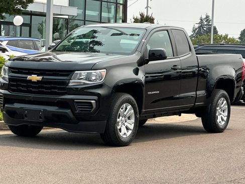 Used 2022 Chevrolet Colorado LT w/ Fleet Safety Package RWD image 8