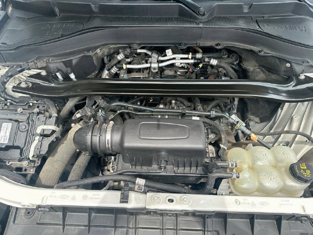 Used 2022 Ford Explorer ST-Line AWD/4WD image 34
