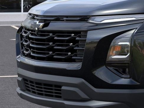 New 2026 Chevrolet Equinox LT image 13