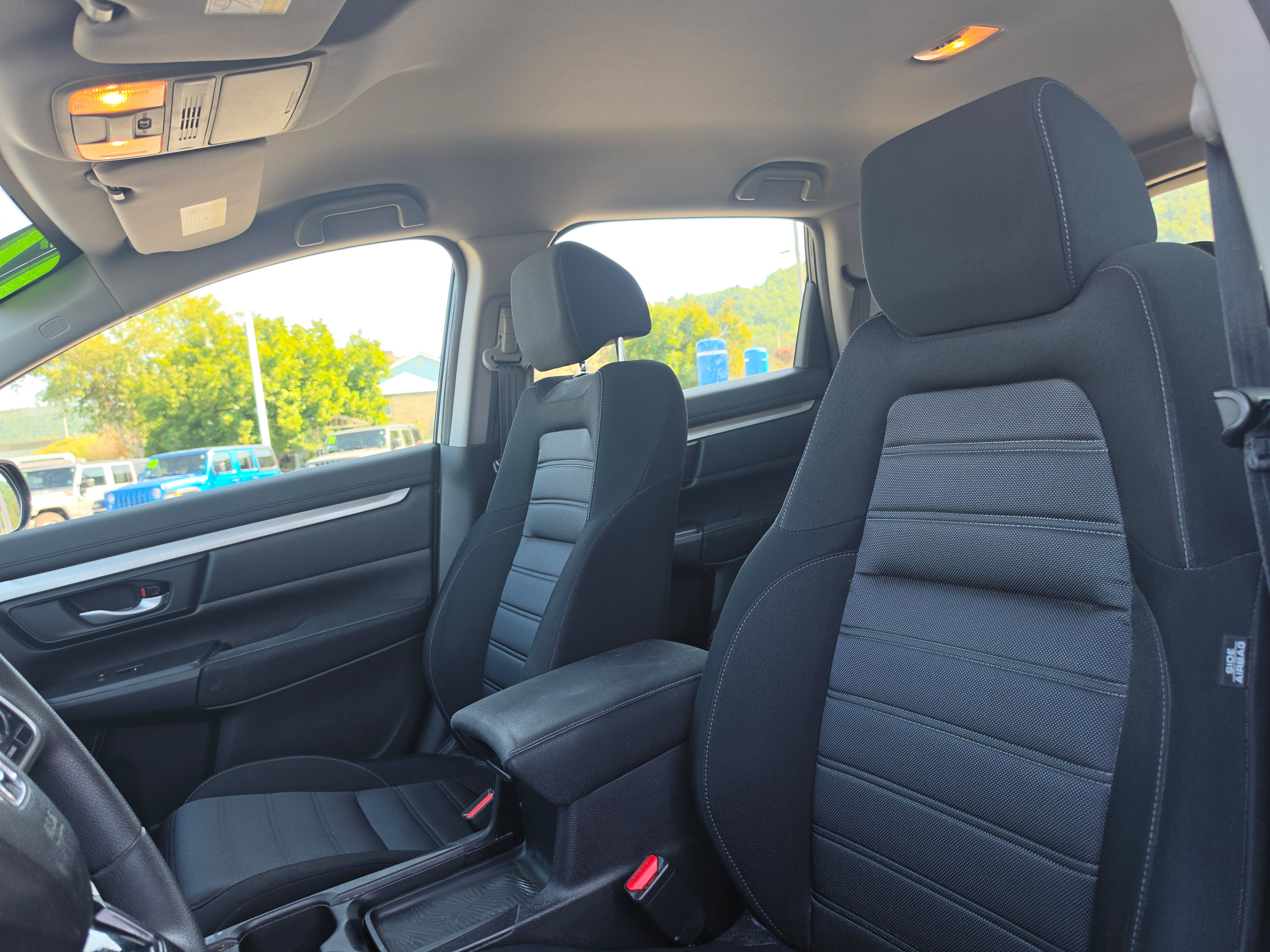 Used 2017 Honda CR-V LX image 12