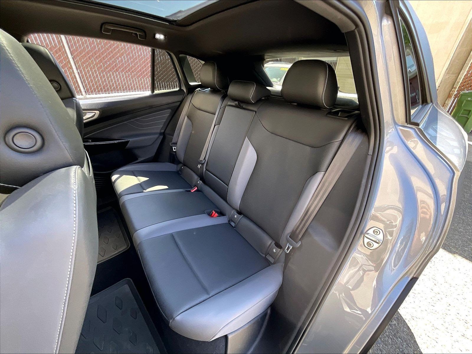 Certified 2023 Volkswagen ID.4 Pro S AWD/4WD image 24