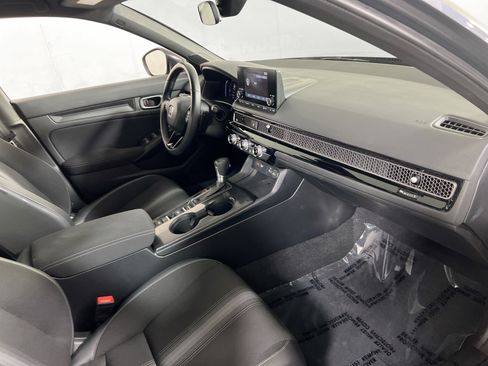 Used 2023 Honda Civic Sport image 26