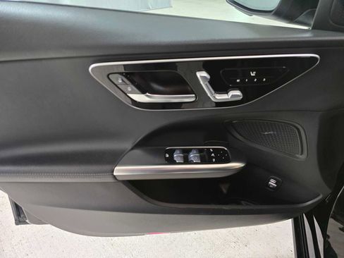 Used 2023 Mercedes-Benz C 300 Sedan image 25