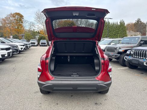 Used 2024 Hyundai Kona SEL w/ Convenience Package image 39