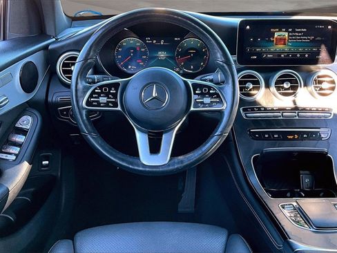 Used 2021 Mercedes-Benz GLC 300 4MATIC image 5