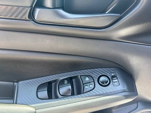 Used 2023 Nissan Altima 2.5 S FWD image 12