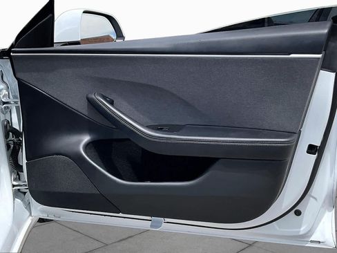 Used 2025 Tesla Model 3 Long Range RWD image 21