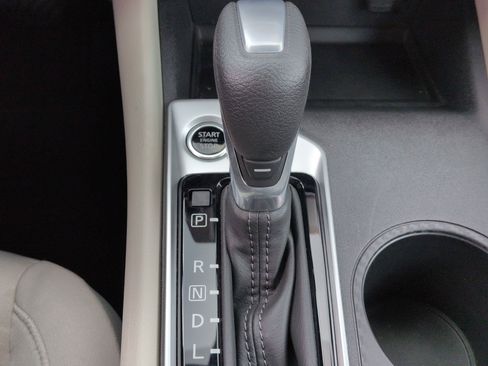Used 2025 Nissan Altima 2.5 SV FWD image 26