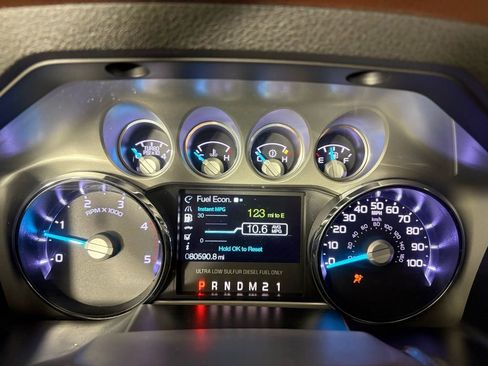 Used 2014 Ford F250 King Ranch w/ King Ranch w/Chrome Package image 24