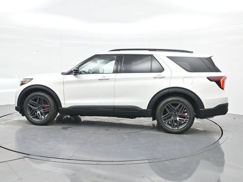 New 2026 Ford Explorer ST-Line w/ ST-Line Street Pack RWD image 10