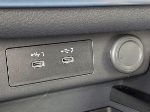 Used 2025 Nissan Rogue SV FWD image 20