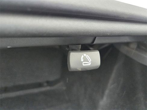 Used 2024 Chevrolet Malibu LT w/ Sport Edition image 32