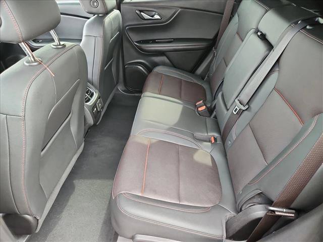 Used 2022 Chevrolet Blazer RS w/ Enhanced Convenience Package FWD image 25