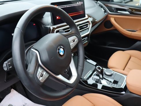 Used 2024 BMW X3 xDrive30i image 9