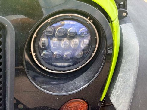 Used 2013 Jeep Wrangler Unlimited Sport image 9