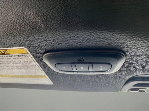 Used 2023 Jeep Gladiator Overland image 37