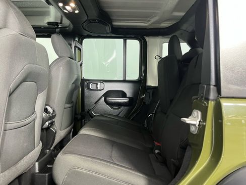 Used 2023 Jeep Wrangler Unlimited w/ Cold Weather Group image 23