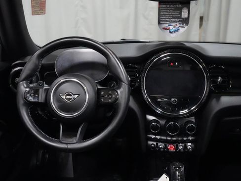 Certified 2024 MINI Cooper S image 4