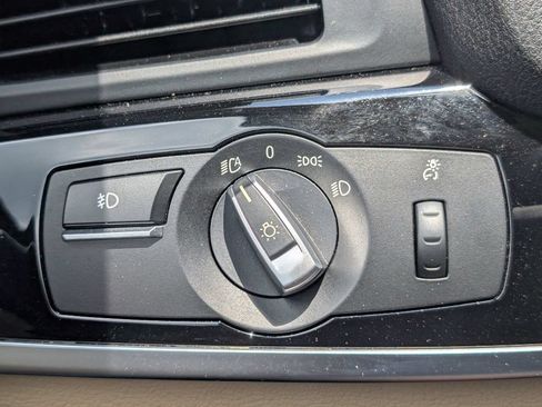 Used 2017 BMW X3 sDrive28i RWD image 12