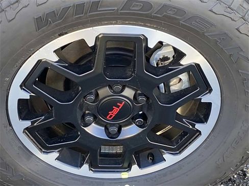 New 2025 Toyota Tacoma TRD Off-Road image 6