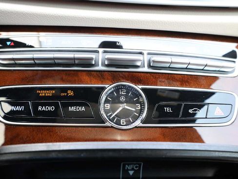 Used 2019 Mercedes-Benz E 450 4MATIC Sedan image 23