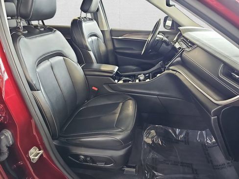 Used 2021 Jeep Grand Cherokee L Limited image 10