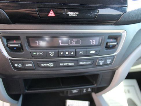 Used 2018 Honda Pilot EX image 13