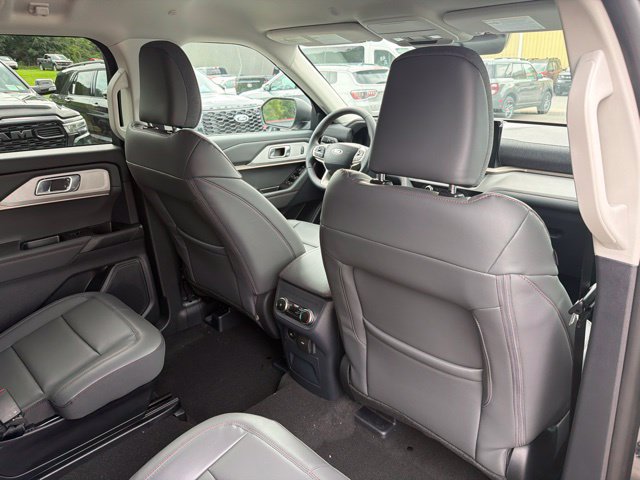 Used 2026 Ford Explorer Active w/ Active Comfort Package AWD/4WD image 43
