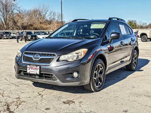 Used 2014 Subaru Crosstrek 2.0i Limited image 3