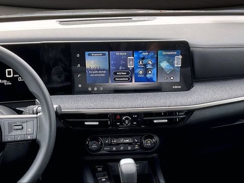 New 2026 Nissan Kicks SV w/ SV Premium Package FWD image 6